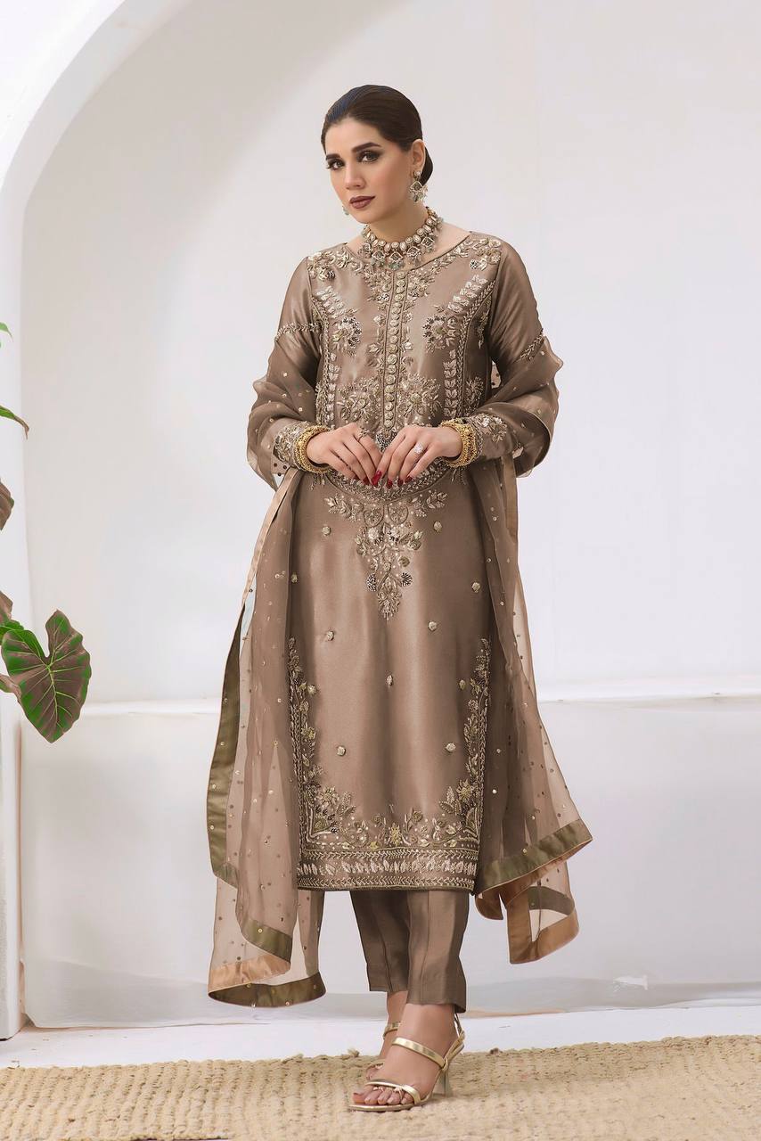 Celebrate Culture with Stylish Comfort - Image 2