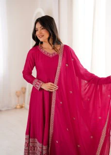Chic Harmony: A Dance of Tradition and Modernity - Image 4