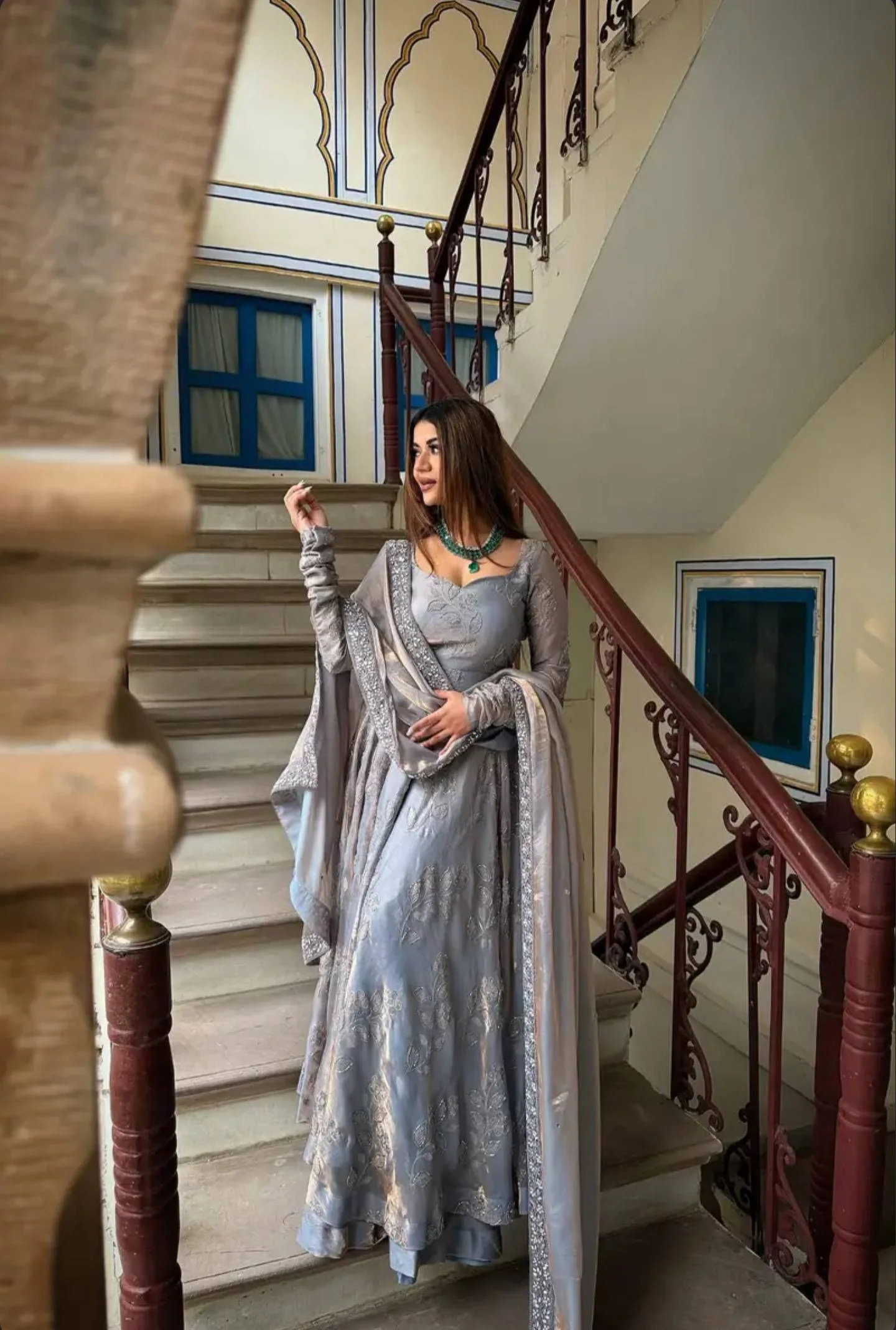 Elegance in Every Step Grey Glam - Image 5