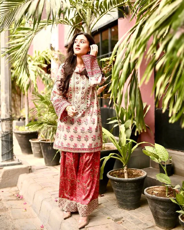 Elegance in Every Stitch - Image 2