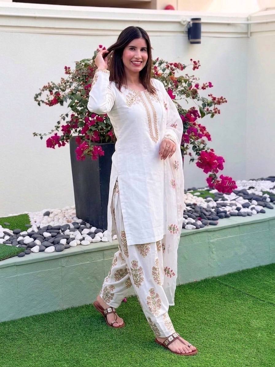 Elegant Ethnic Wear for Every Occasion - Image 4