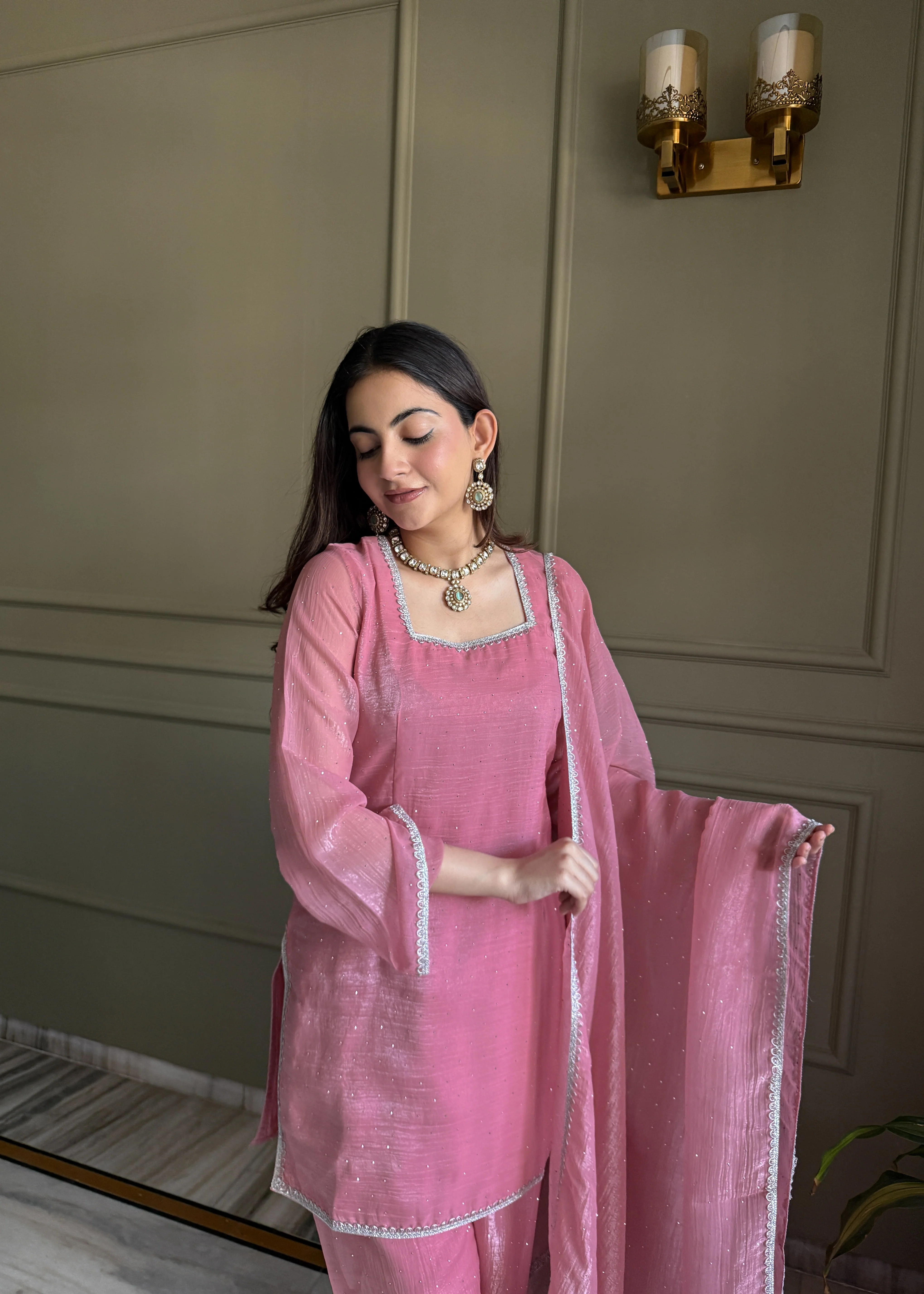 Graceful Attire for Festive Celebrations Ahead - Image 11