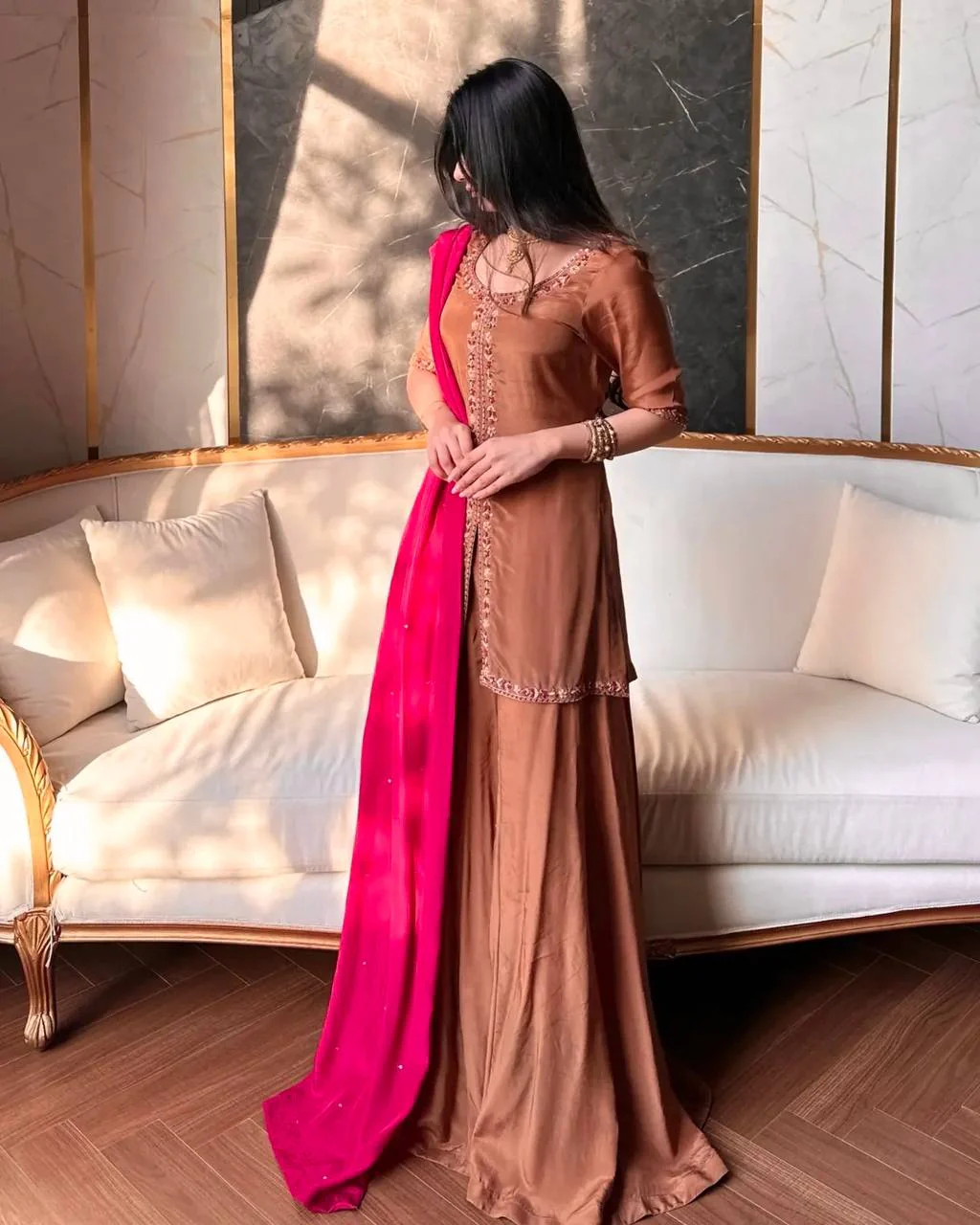 Graceful Outfit for Festive Celebrations - Image 5