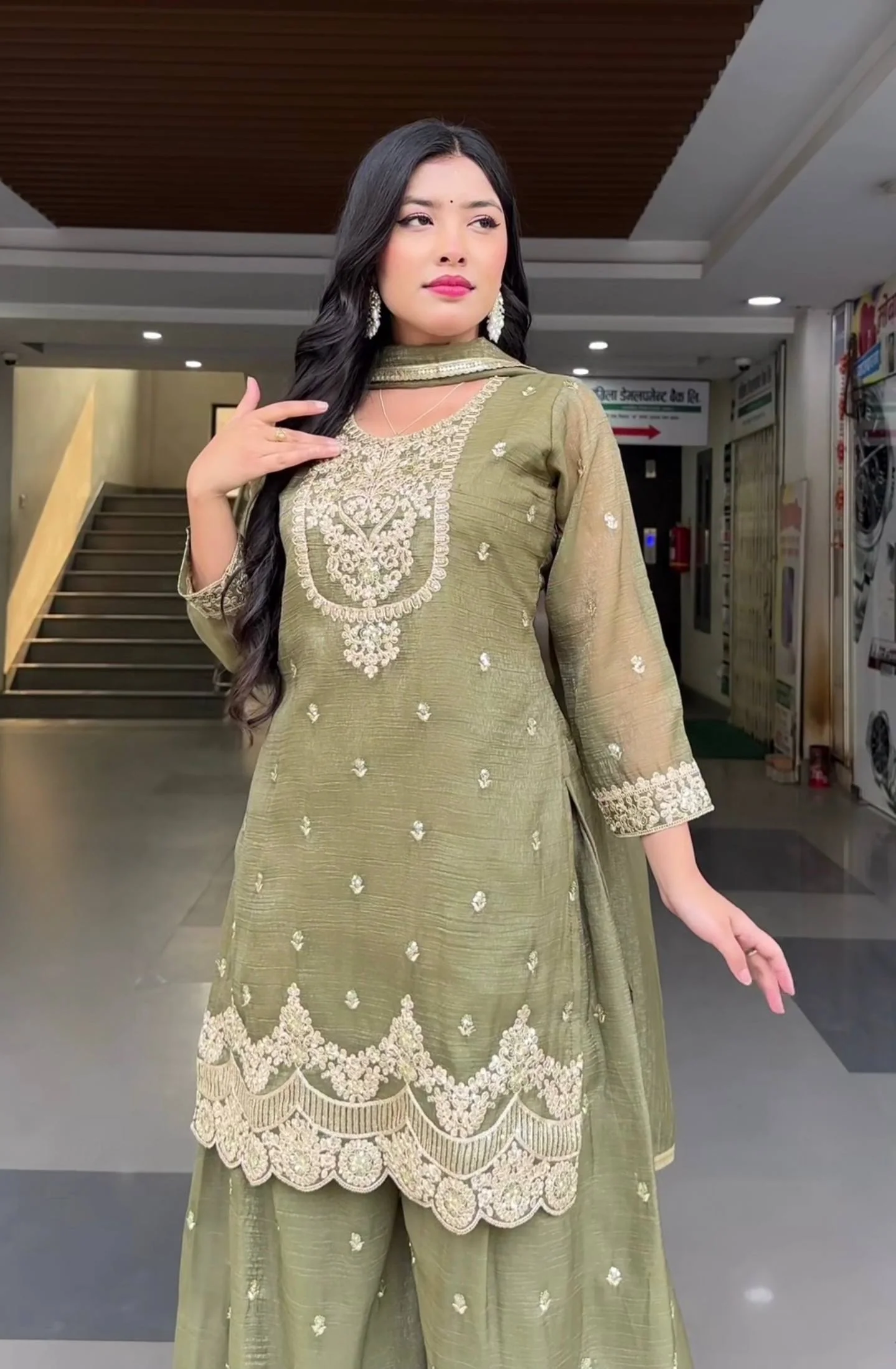 Graceful Outfits for Cultural Celebrations - Image 7