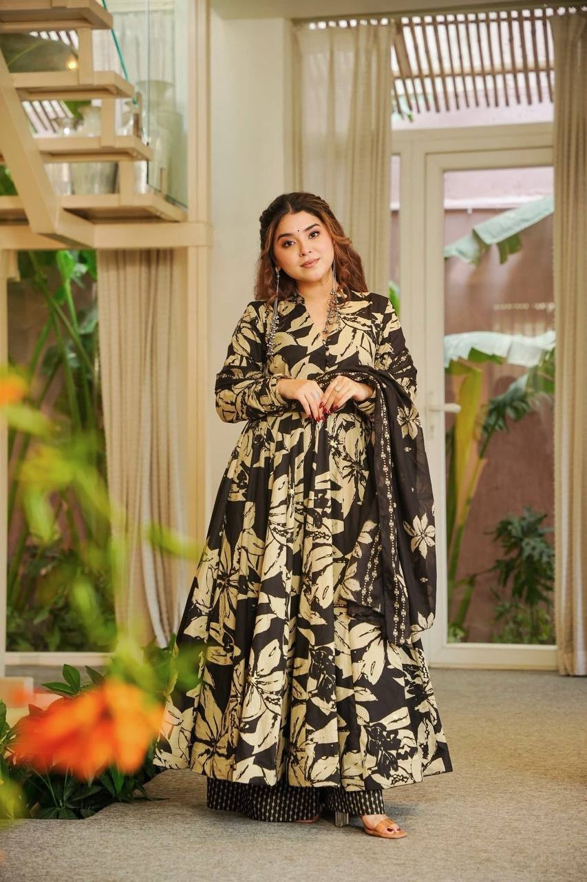 Graceful Style for Modern Women - Image 9