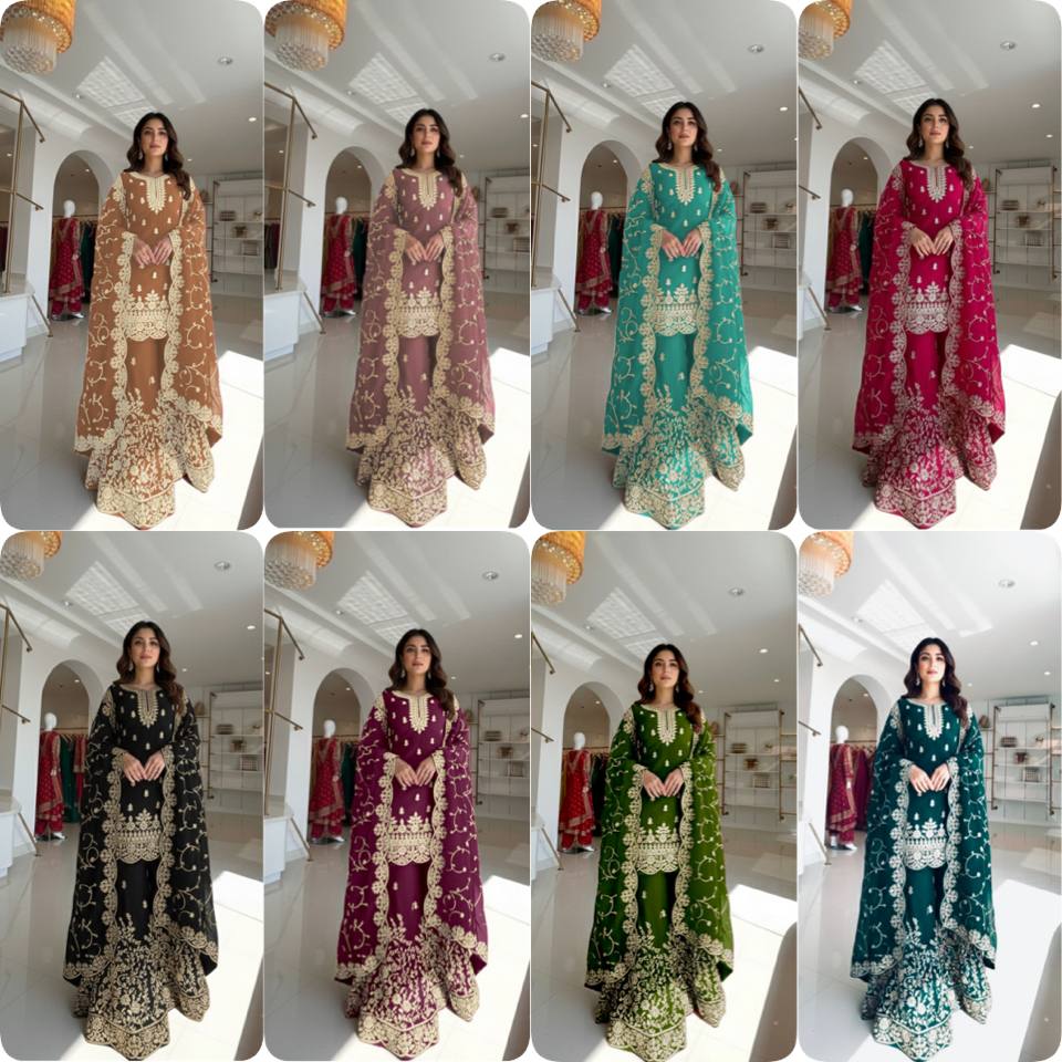 Majestic Charm: Enchanting Traditional Ensemble
