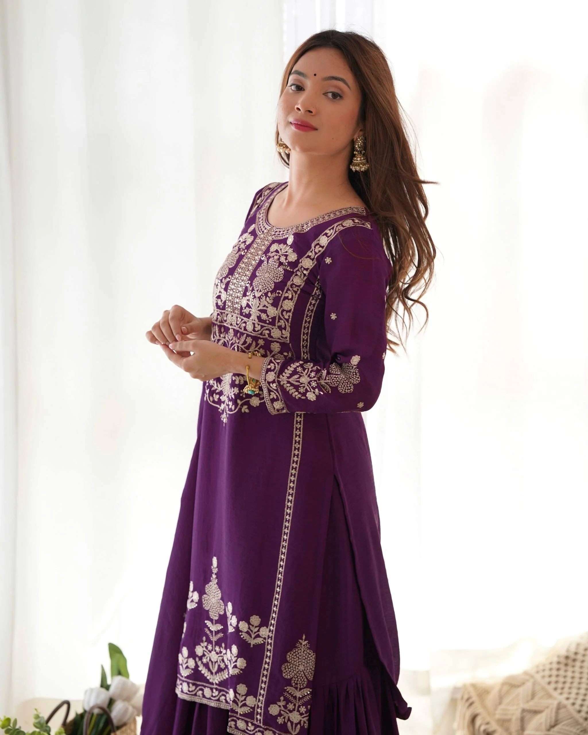Majestic Elegance: A Regal Purple Attire for Every Occasion - Image 3