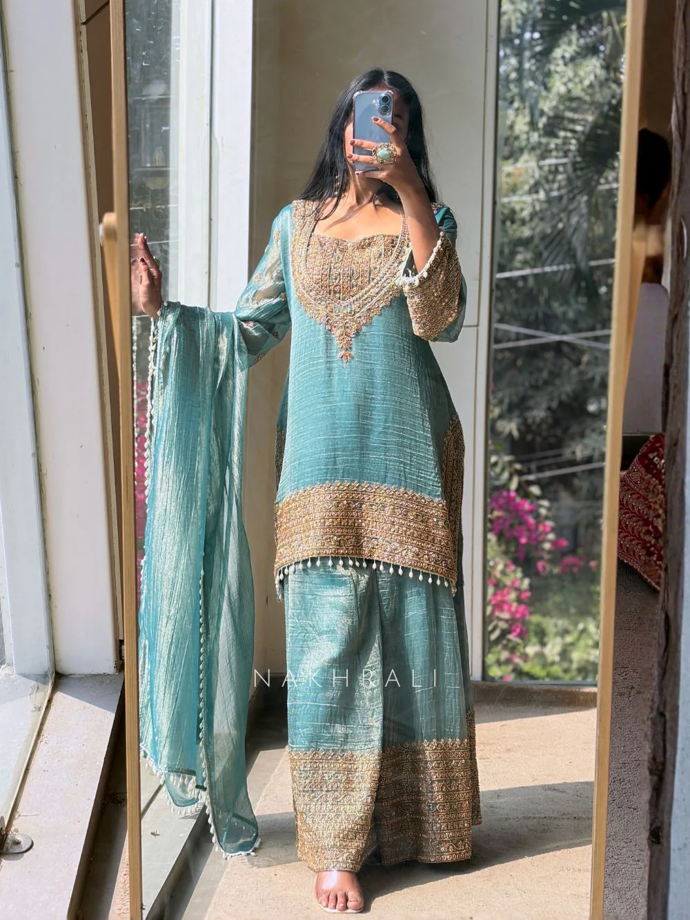 Radiant Attire for Festive Celebrations - Image 12
